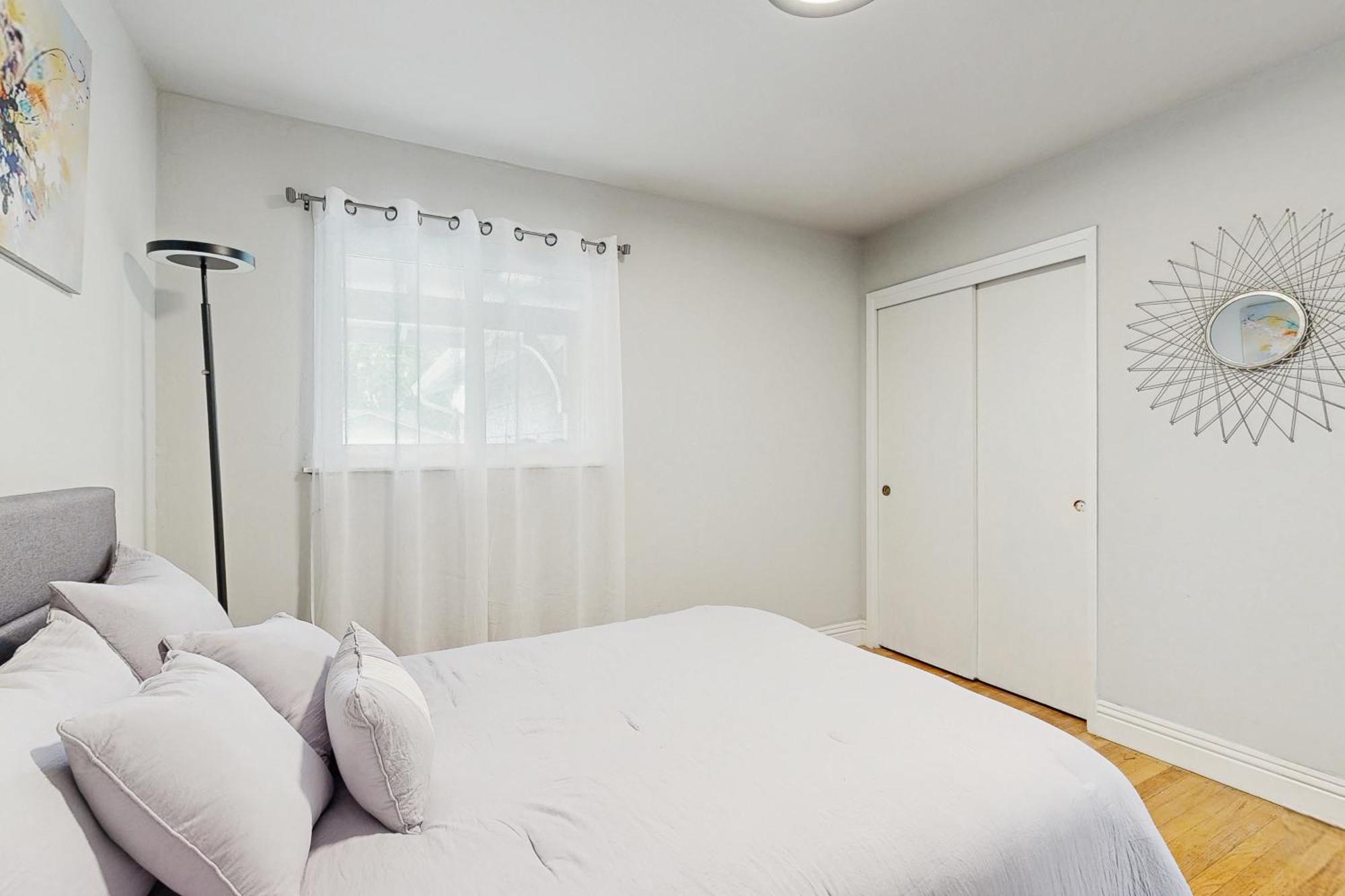 Sacramento Solace Exterior photo